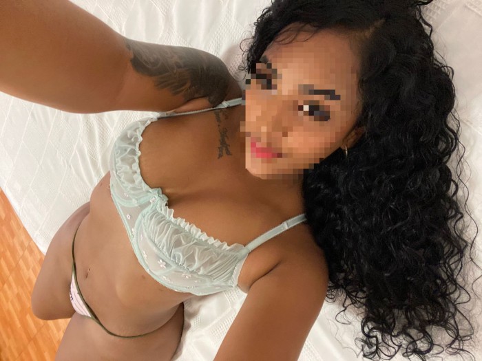 LINA — MULATA DE 19 AÑOS si a todo