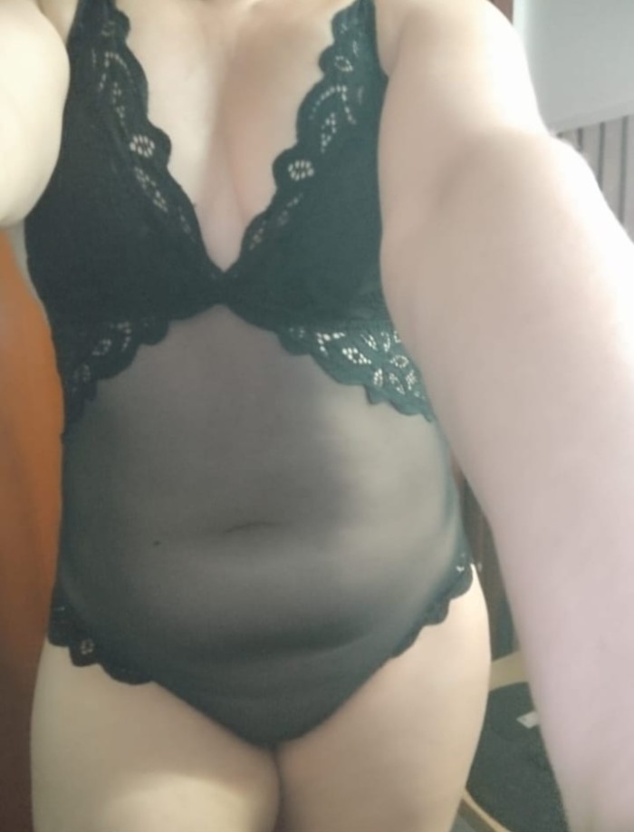 Gallega y no profesional.