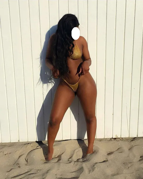 GARGANTA PROFUNDA CON BUENAS ARCADAS