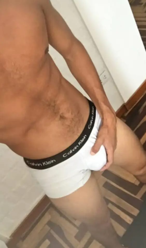 SAÚL 25 años, TENTADOR Y MUY COMPLACIENTE…