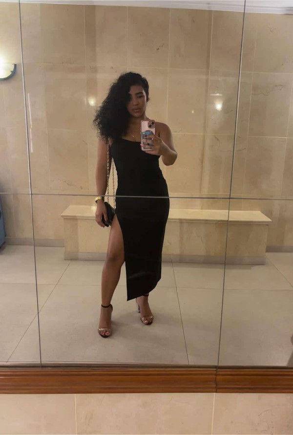 🩷KATA * UNA HERMOSA VENEZOLANA NOVEDAD EN LA ZONA DE ERANDIO🩷