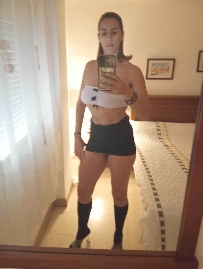 Ven a ser mi puta de cuatro patas