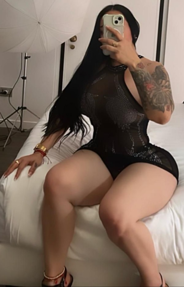 Me aseguraré de consentirte de pies a cabeza durante nuestro encuentro