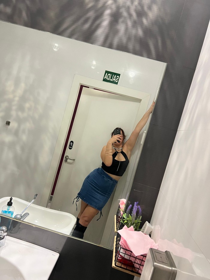 ESPAÑOLA INDEPENDIENTE DISPONIBLE PARA ENCUENTROS