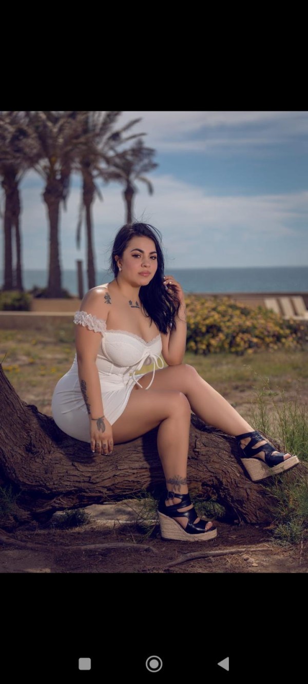 Sofia soy una joven encantadora guarra complaciente 627485015