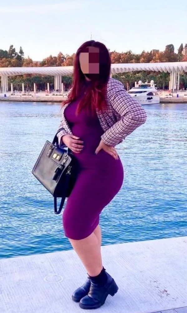 Amiguitas jovencitas por la zona de Coslada