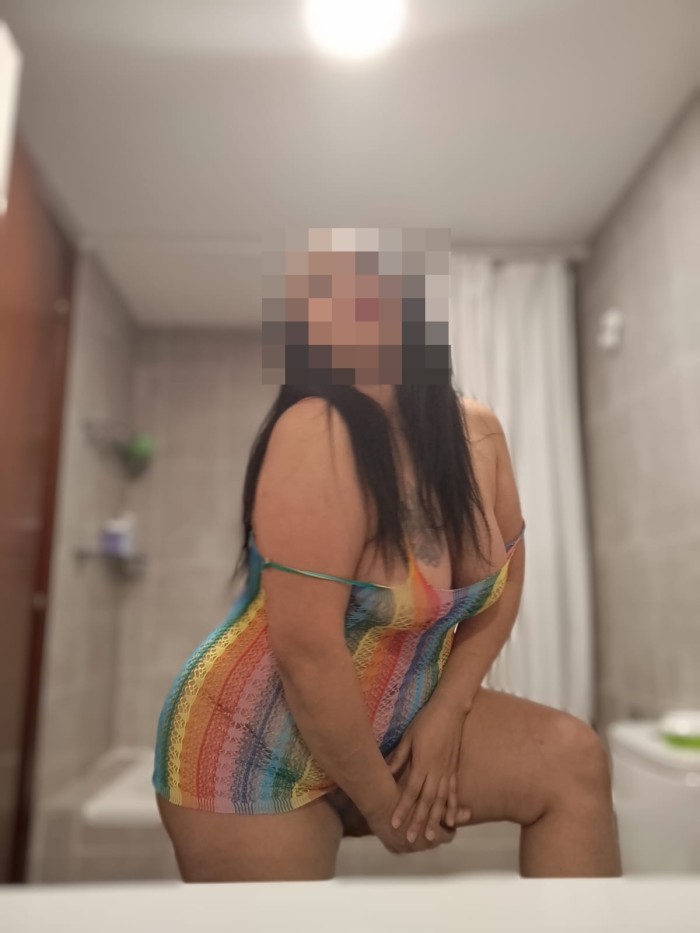 MORENA SEXY, FOGOSA Y MORBOSA
