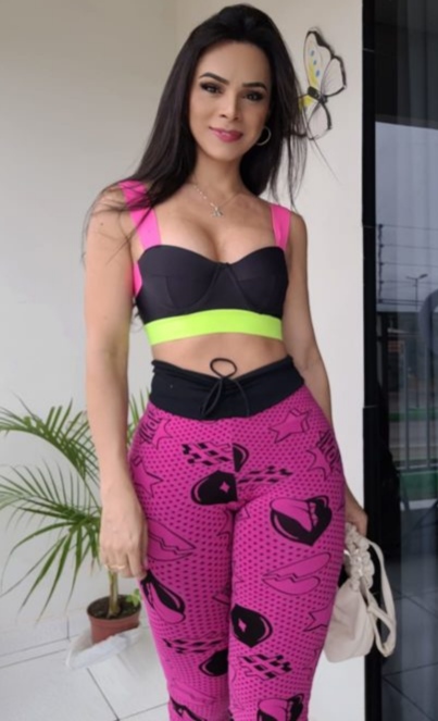 1° vez en SABADELL MORENAZA EXUBERANTE wapa SEXY atrevida FIESTERA REAL