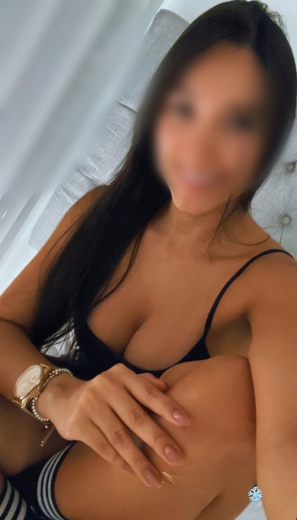 MASAJES RELAJANTES CON RICO FINAL