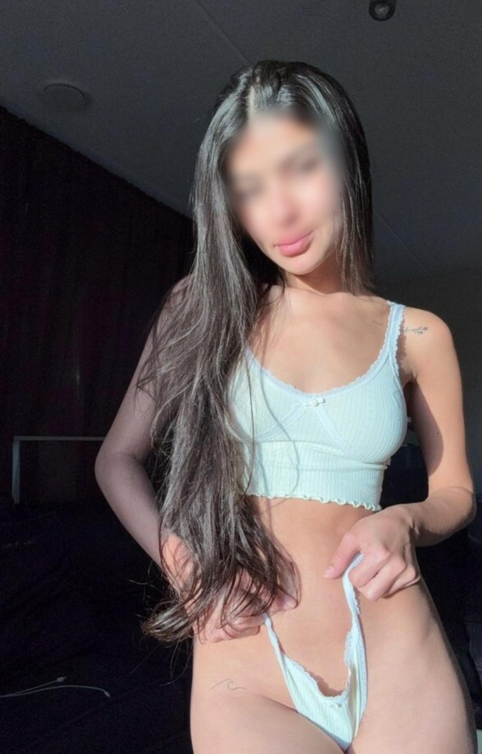 ME ENCANTA A 4 Y QUE ME CHUPES TODO EL COÑITO