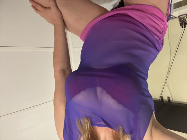 Masajes y dulce compañía con Angelika