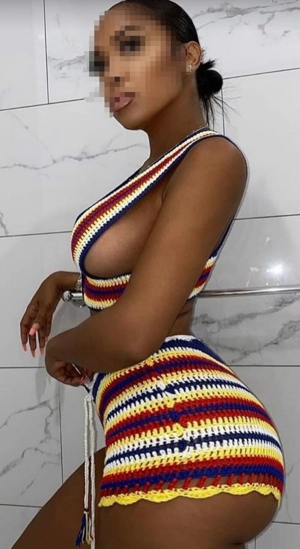 MULATITA PIVON COME TODO!! 24H MANRESA!!