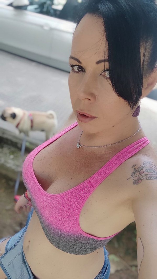 PELE BLANQUITA CON PECAS , CULAZO TRAGÓN FOTOS, 100% REALES