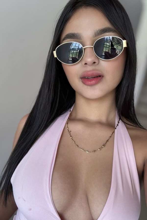 Jovencita recién llegada 22 años