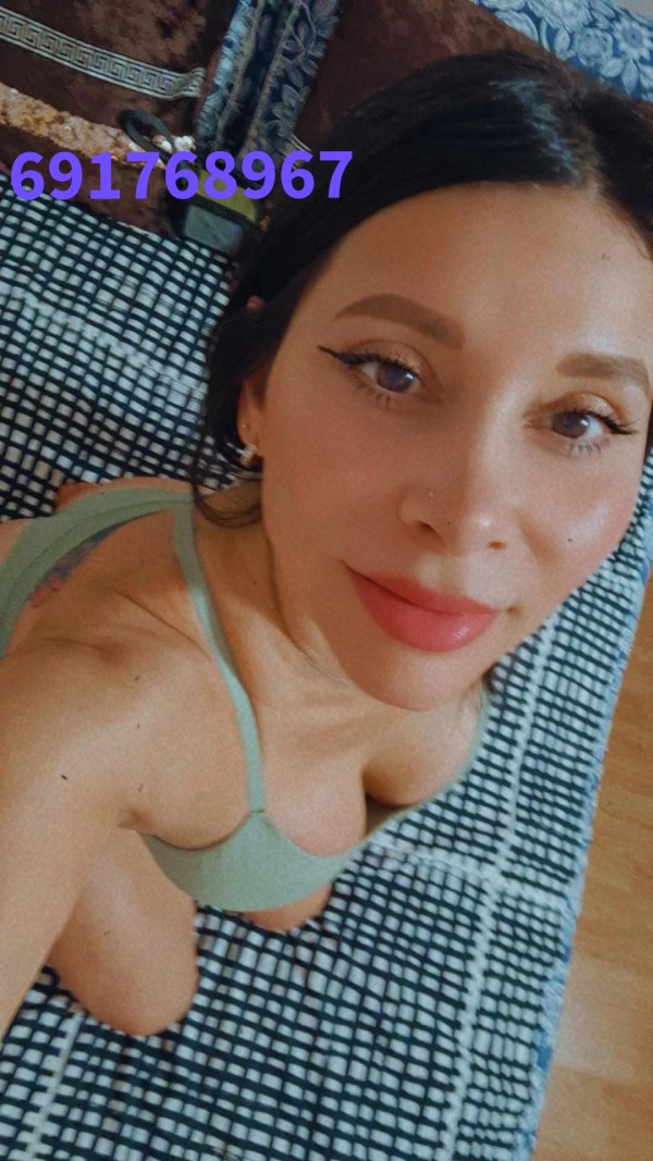 BOMBONCITO COÑITO DELICIOSO  DELGADITA TETONA