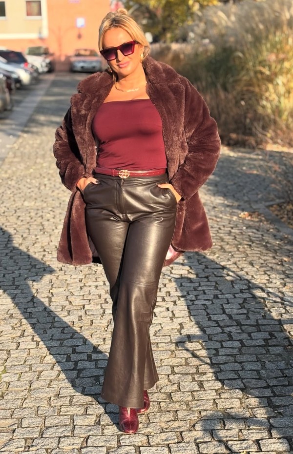 Madurita cariñosa que sabe lo que quieres, amante perfecta