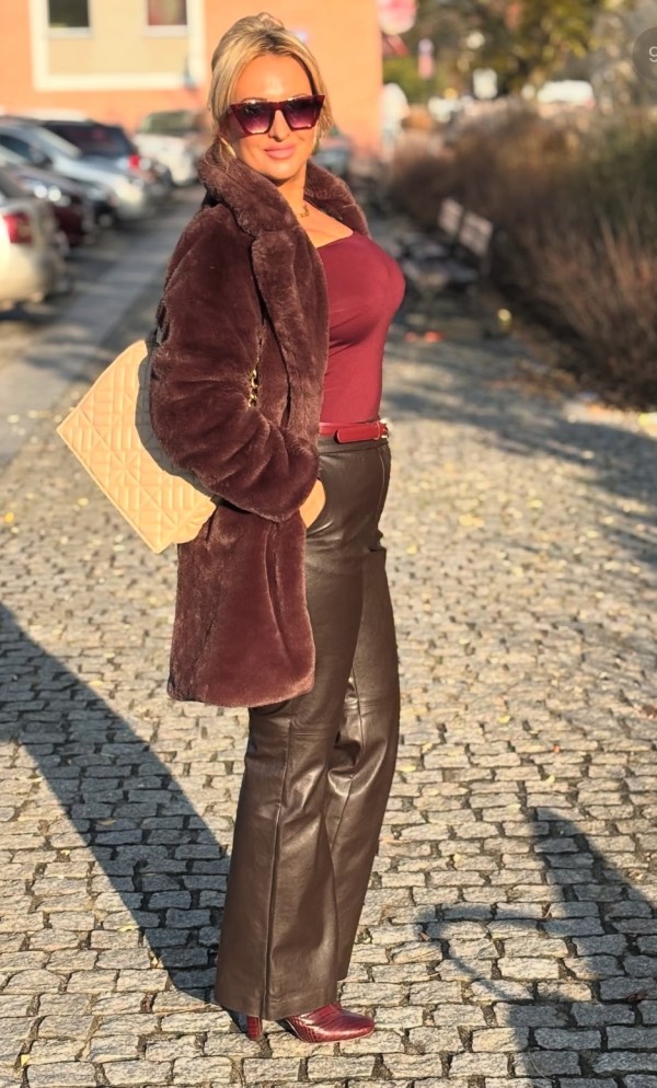 Madurita cariñosa que sabe lo que quieres, amante perfecta