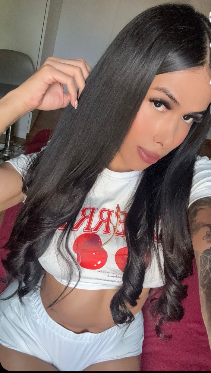 MUÑEQUITA TRANS ELEGANTE Y SEDUCTORA, 613945263