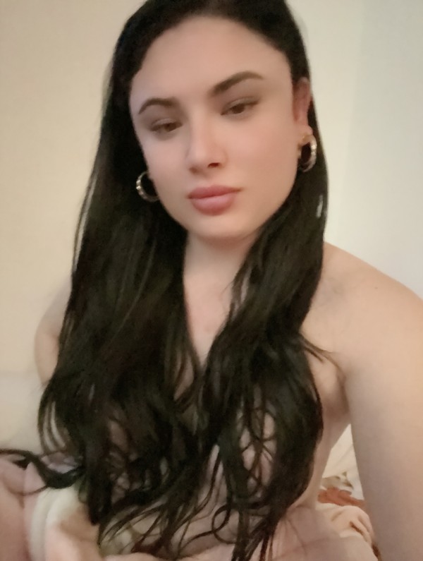 REBELDE SEXI alexia …QUIERE APRENDER A FOLLAR