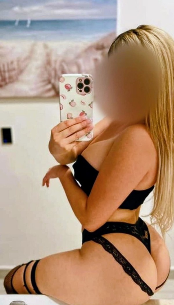 Hola soy lorena 20 Rosas y soy tuya