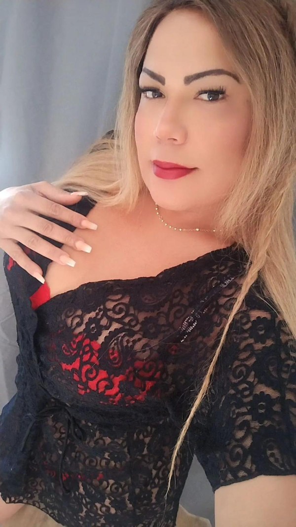 Soy una linda mujer con un espectacular saber estar dotación XXL ven