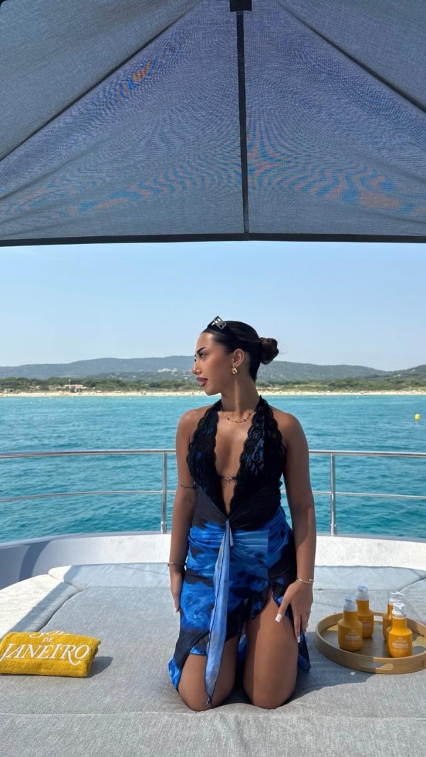 CATALINA, HERMOSA Y CAÑERA CERCA DE TI