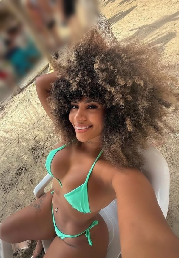 Mulata súper morbosa con ganas de FOLLAR, NOVEDAD!