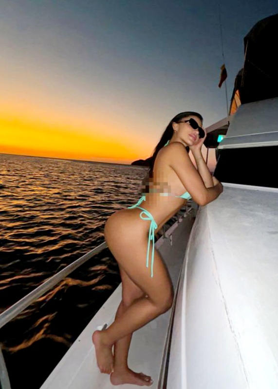 PRINCIPIANTE COÑITO JUGOSO Y ESTRECHO ME ENCANTA FOLLAR