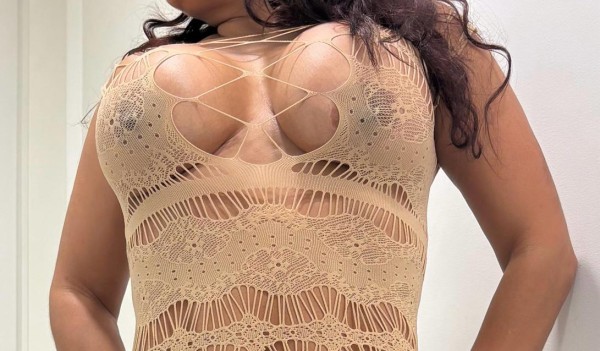 KATHY SUPER ATENTA Y CARIÑOSA EN VALENCIA