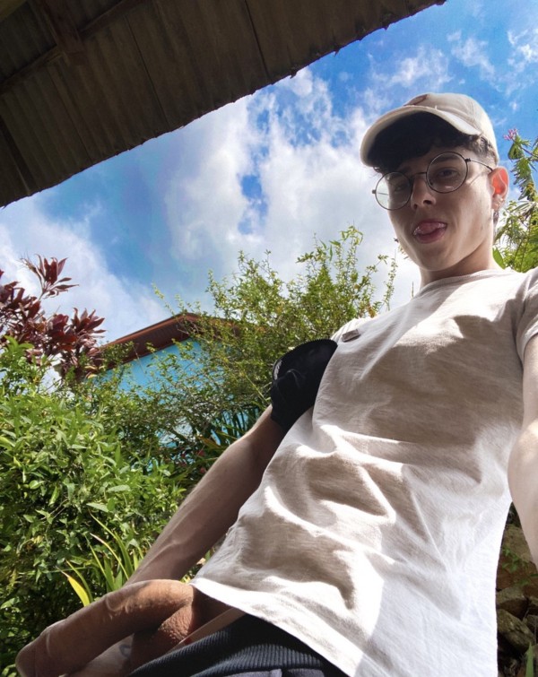 Boy latino nuevo por torre del Mar Vélez Málaga