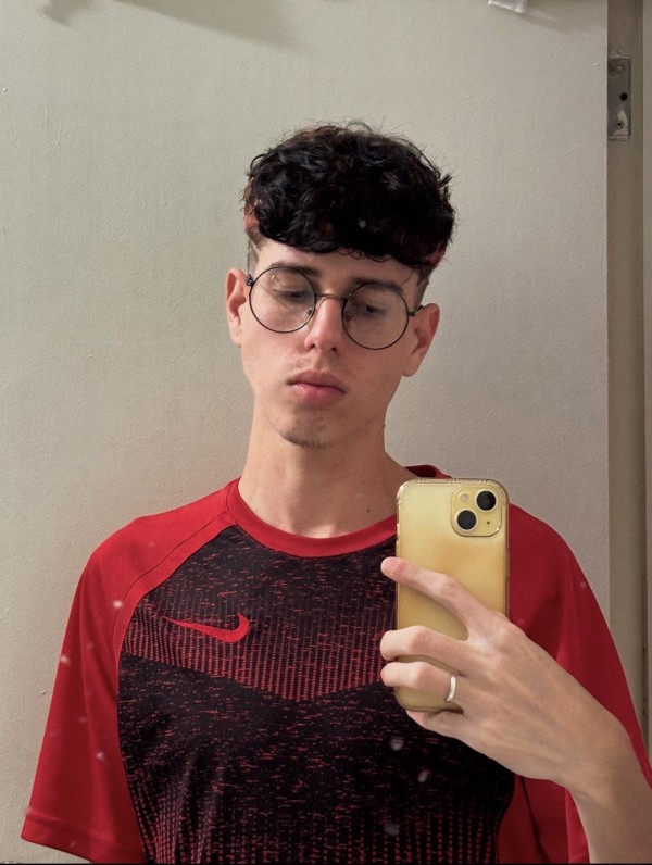 Boy latino nuevo por torre del Mar Vélez Málaga