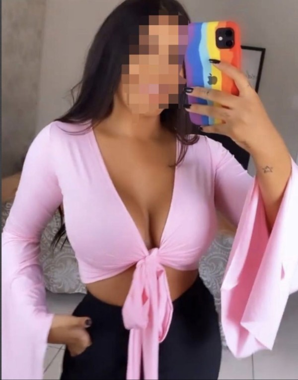 BELISSIMA JOVEN EXOTICA PARA HOMBRE DE BUEN GUSTO*