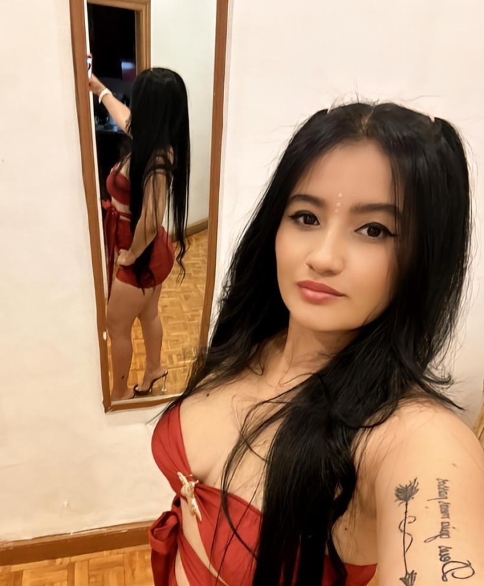 Colombiana mamacita recién llegada!!