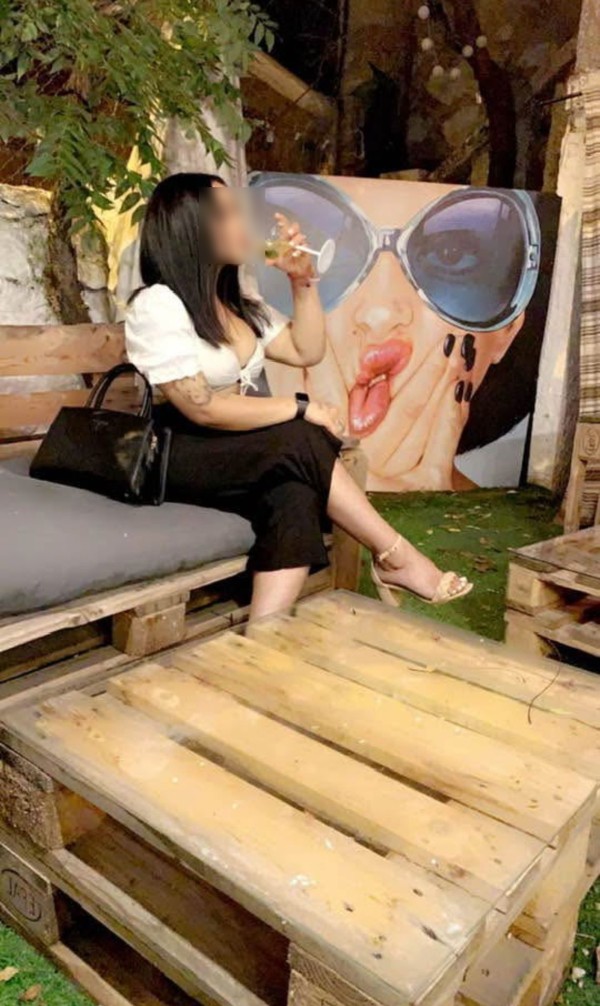 TU CHICA FIESTERA RECIEN LLEGADA A PAIPORTA – SOLO SALIDAS