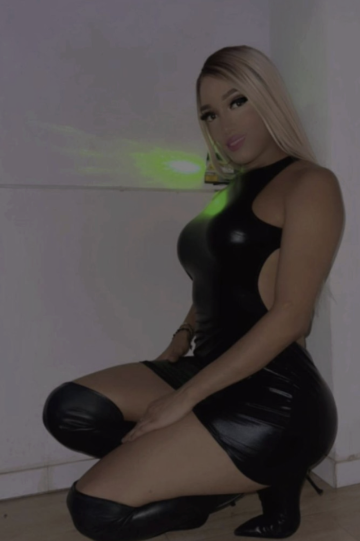 ¡SIEMPRE ERECTA! RICO POLLON GORDO PARA DARTE RICO