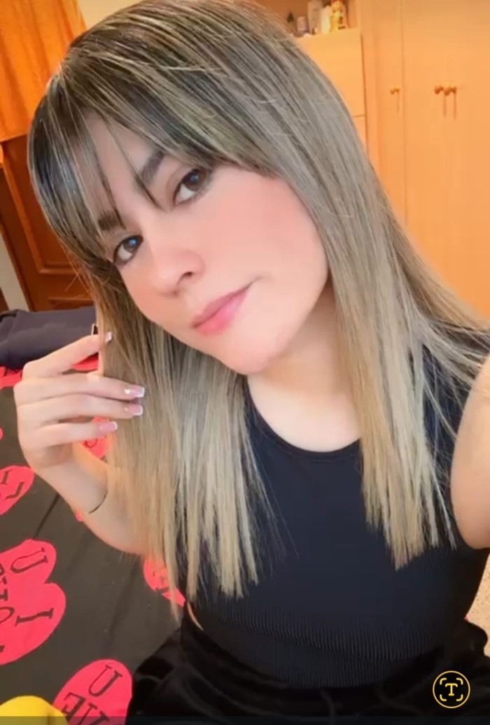 BELLA LATINA DE CURVAS ARDIENTES TODA UNA DIOSA
