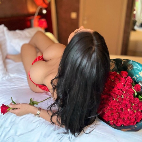 YULIET VILLA 26 AÑOS ,CHICA TRANS ARDIENTE…!!!