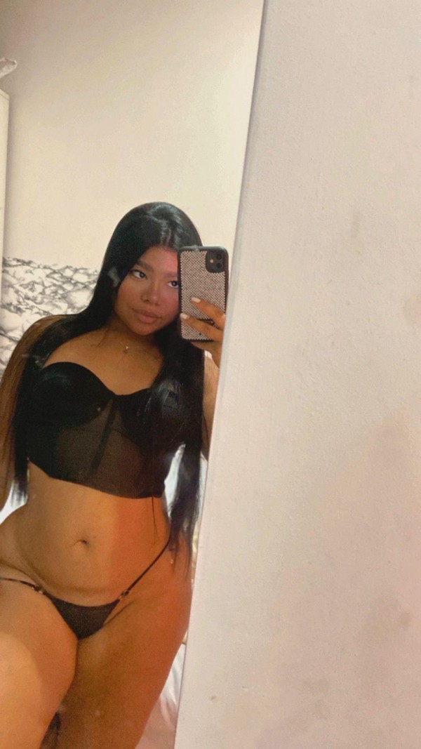 672985859 Pamela y Julieta REINAS CACHONDAS Y TRAVIESAS