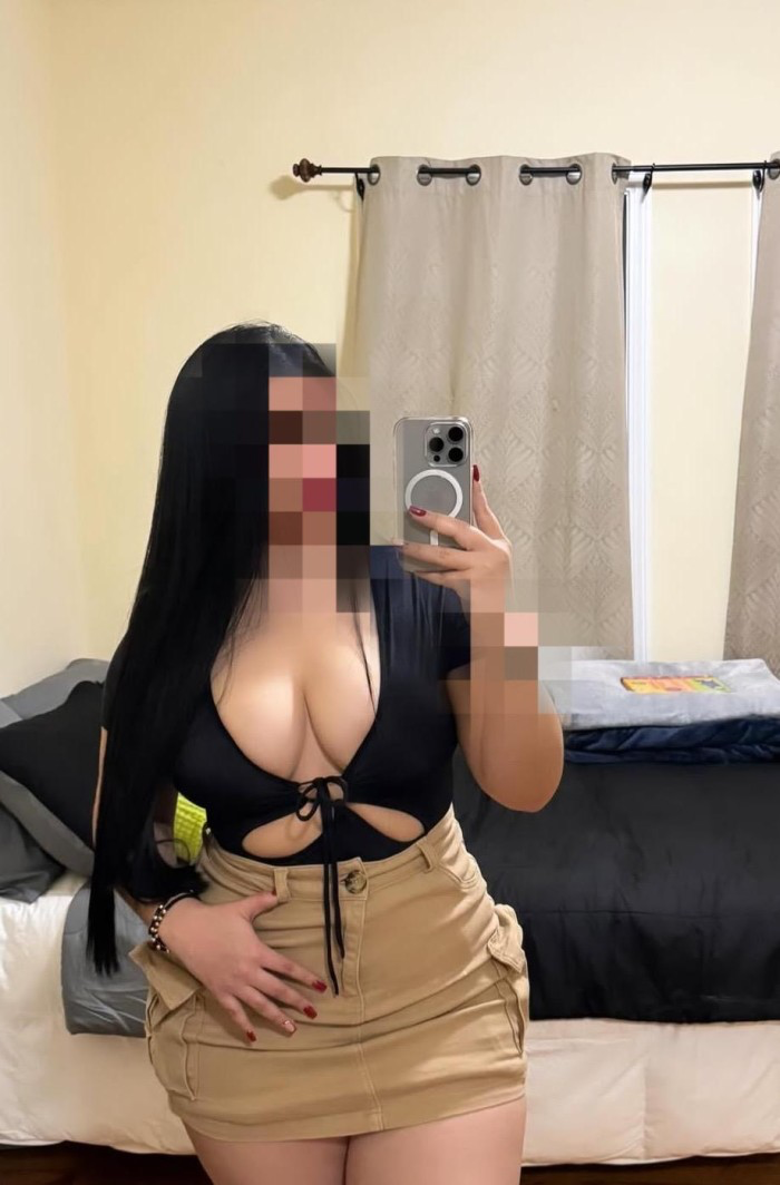 Impresionante paraguaya muy caliente con curvas