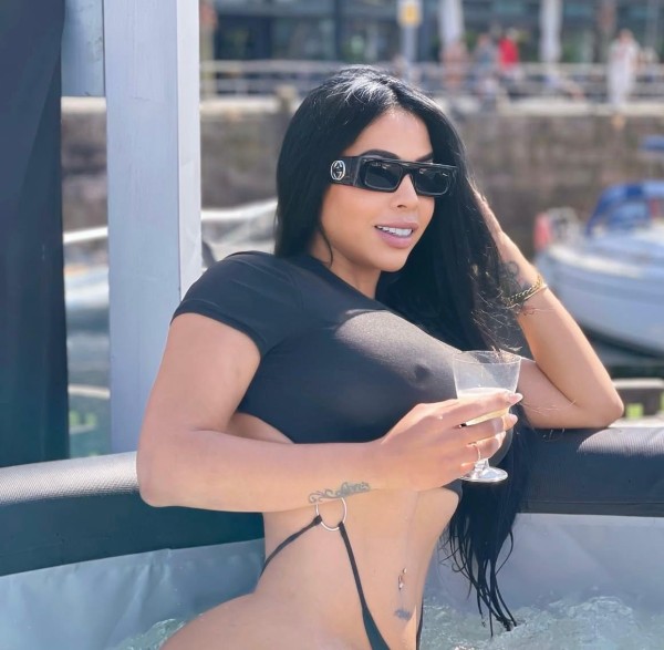 NOVEDAD RICA EXÓTICA LATINA VENEZOLANA FIESTERA!!