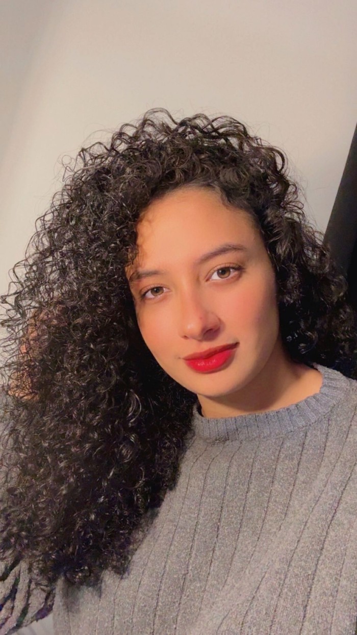 LAURA, LA ARTISTA DEL TOQUE MÁGICO