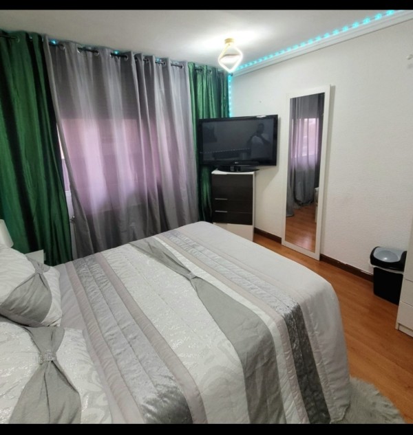 LLAMA O WHATSAPP ALQUILER DE HABITACION