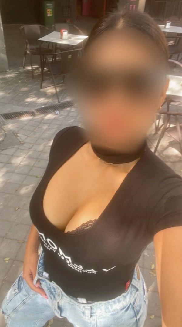 LAS MEJORES AMIGAS ESPAÑOLAS Y LATINAS TB SALIDAS