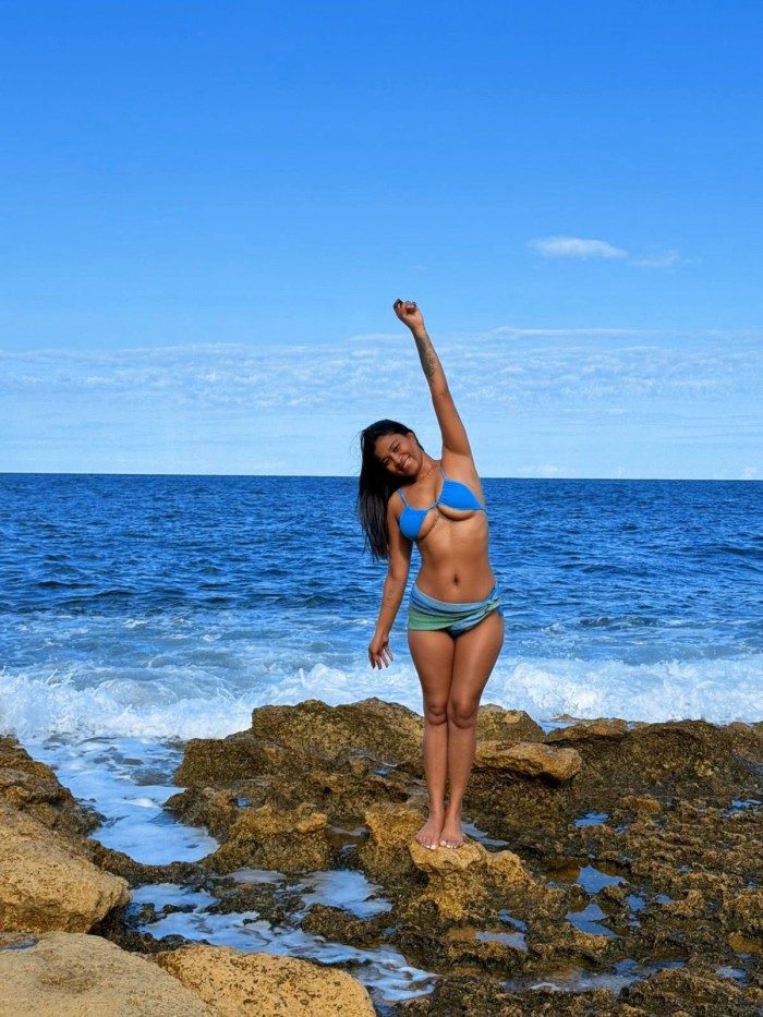 EXPLOSIVA BRASILEÑA RECIÉN LLEGADA