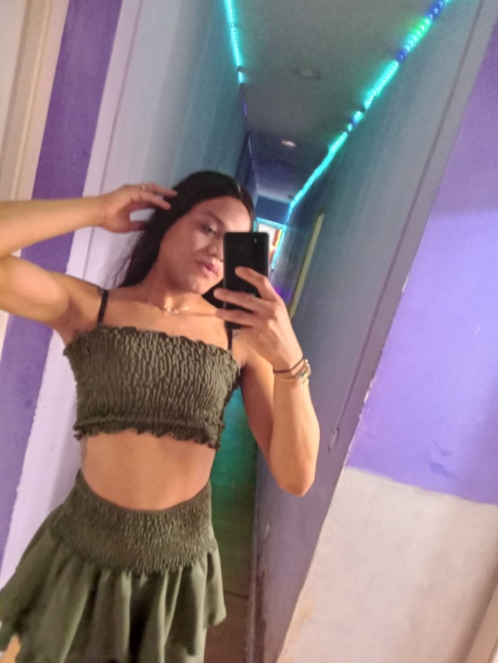 624540551 Brihanna EXQUISITA PARA DARTE TODO AMOR