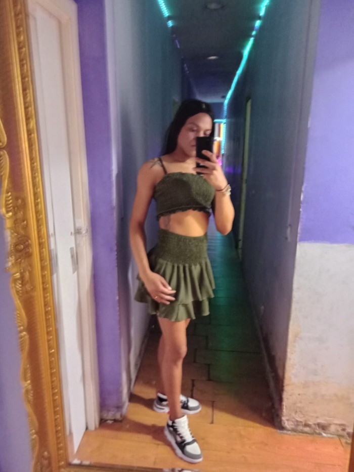 624540551 Brihanna EXQUISITA PARA DARTE TODO AMOR