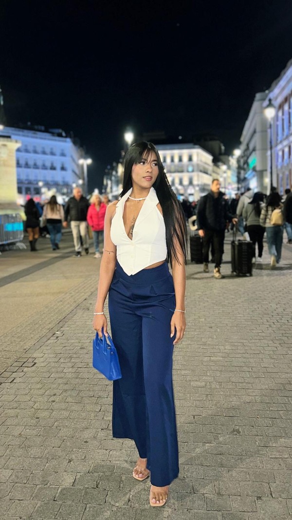 DANIELA GUAPA LLENA DE MORBO