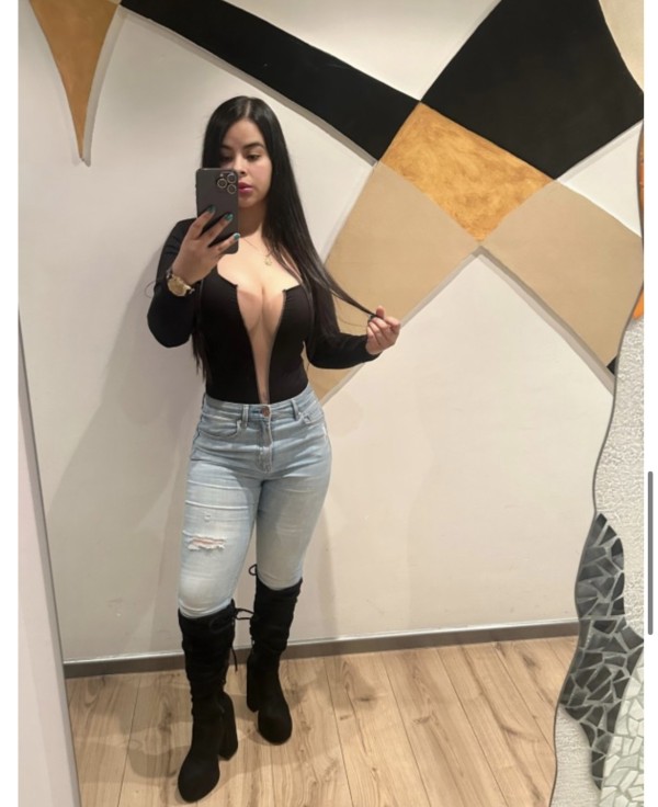 Violetita rica y apretadita