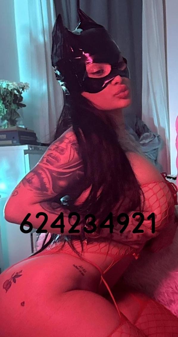 Experta en mamadas y Ensalivadas