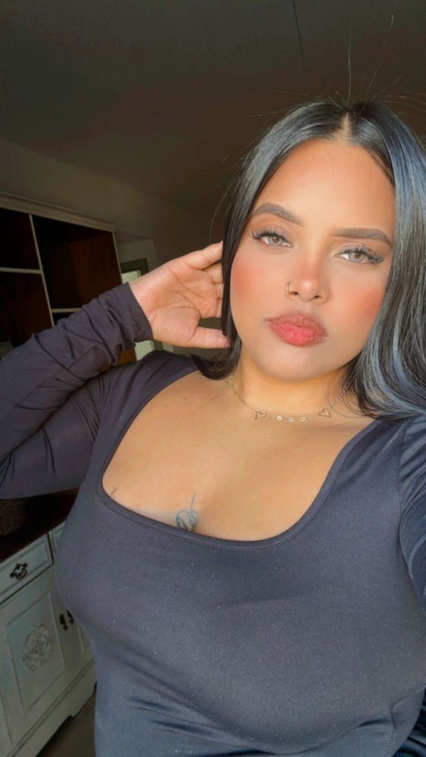 AMIGAS EN VALLECAS, DULCES Y ENCANTADORAS DIOSAS